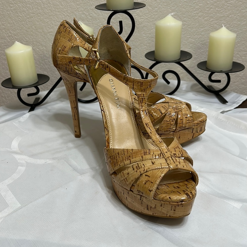 Women’s Shoes
